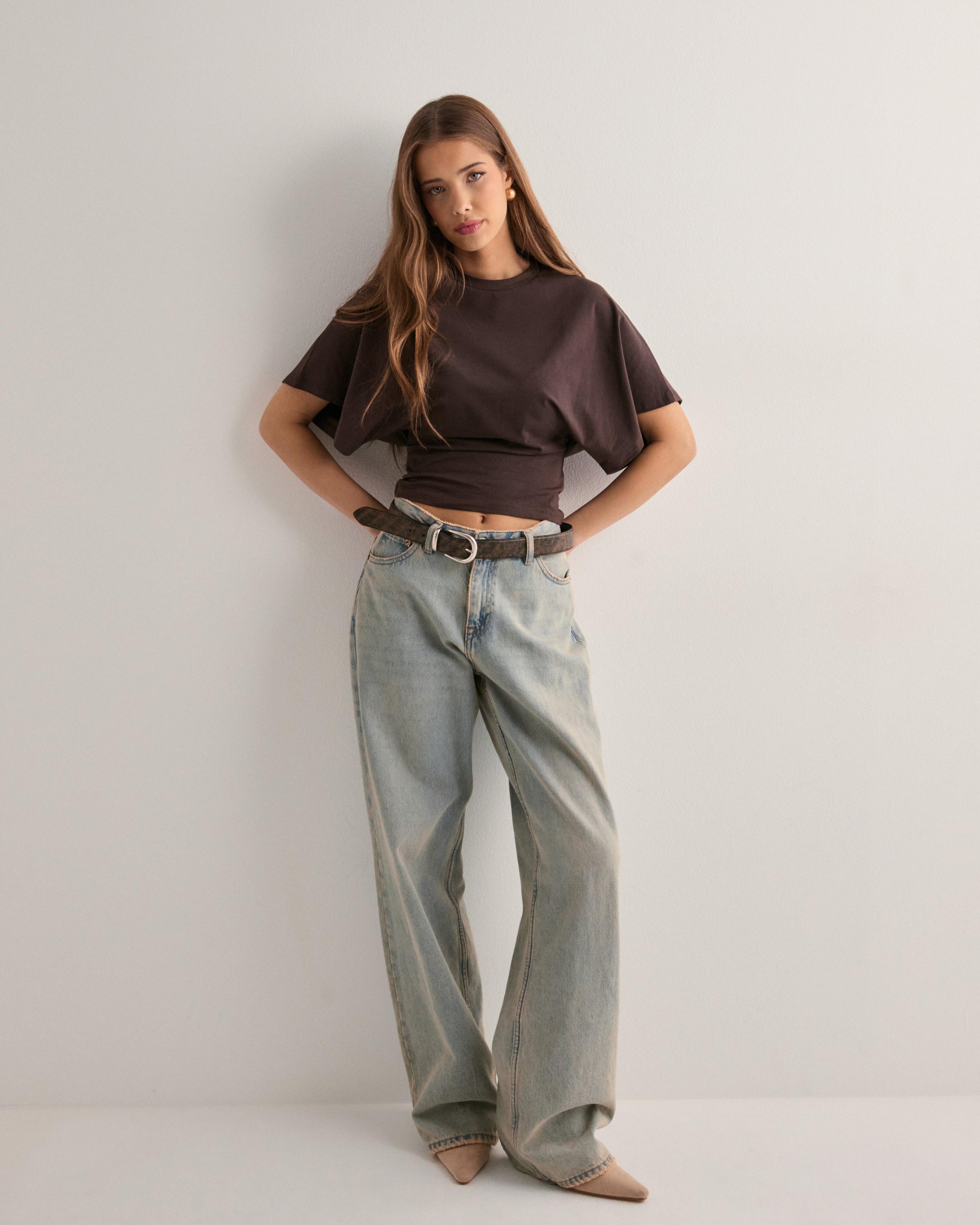 Maya | Wide-Sleeve Fitted Cropped Top for Women