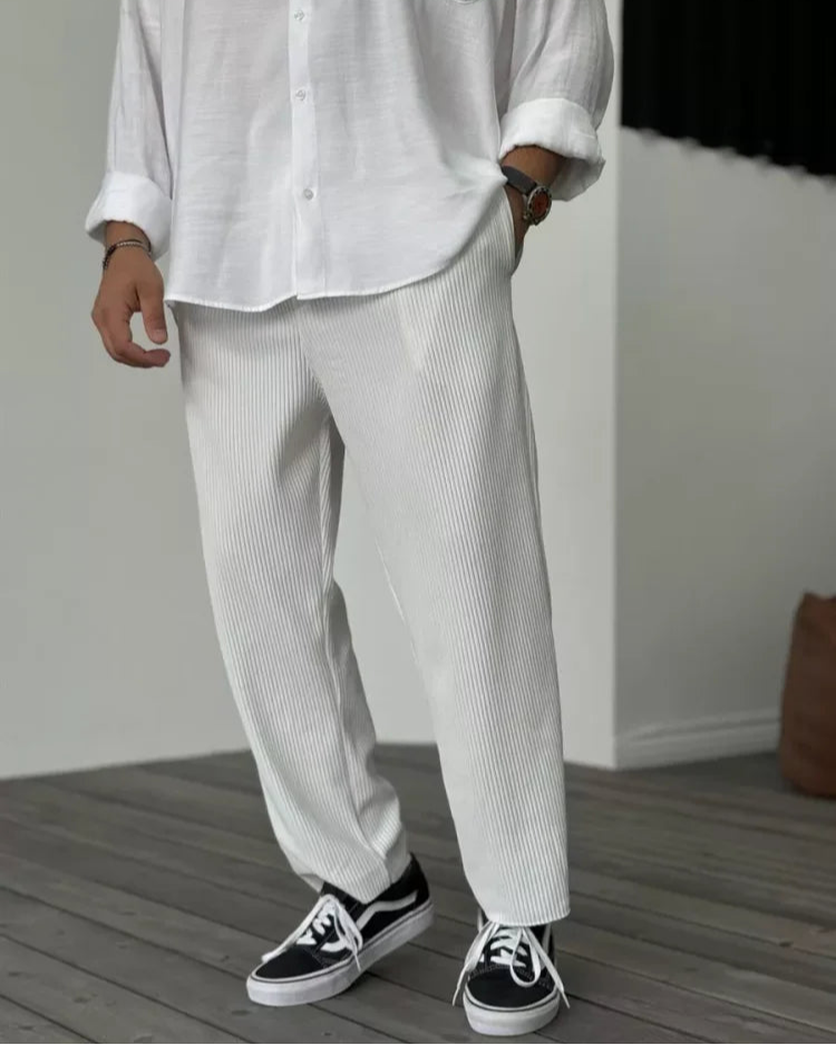Luca | Relaxed Pleated Straight-Leg Trousers for Men