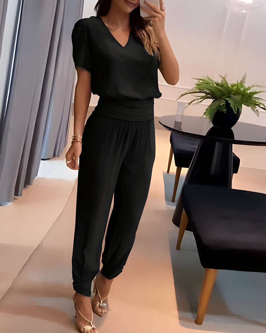 Nora | Relaxed Short Sleeve Top and Tapered Pants Set for Women