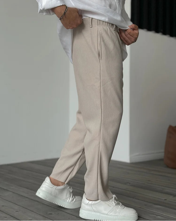 Julian | Relaxed Pleated Straight-Leg Trousers for Men
